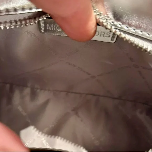 NWT Michael Kors Beautiful Shimmering Carmen Small Metallic Shoulder Bag - Picture 7 of 11